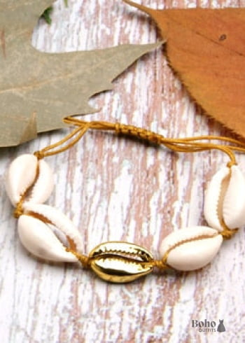 Boho Bracelet White Gold Puka Shell Sea - white with gold