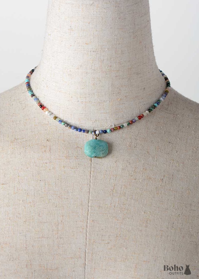 Boho Necklace Choker Mix Natural Stone Beads Pendant -