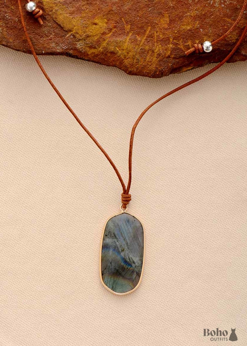 Boho Necklace Labradorite Green Natural Stone Pendant -