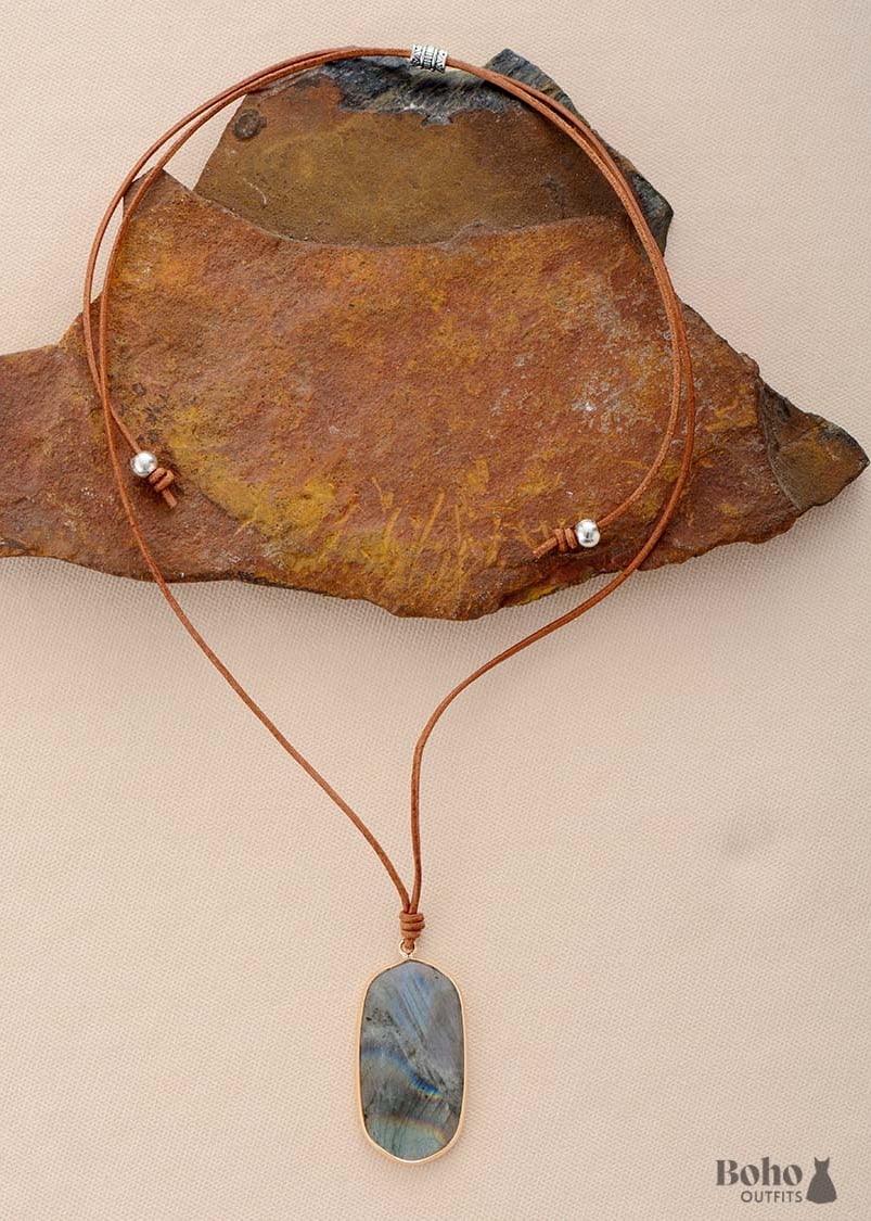 Boho Necklace Labradorite Green Natural Stone Pendant -