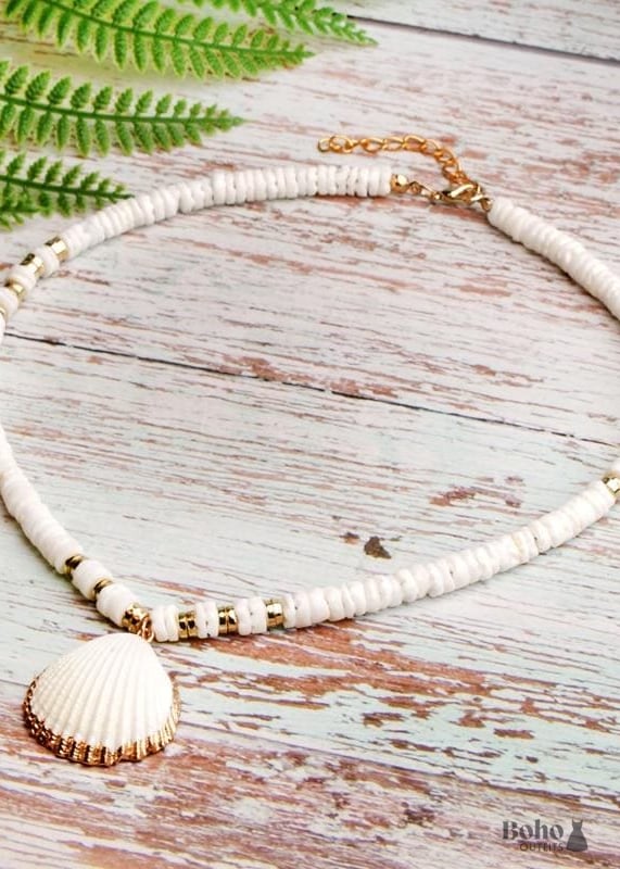 Boho Necklace Natural Shell Cowrie in White - Jewelry